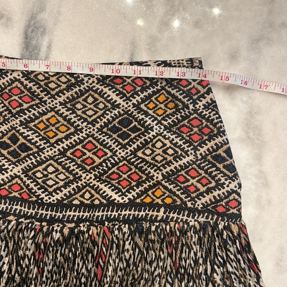 BCBGMAXAZRIA Nima Aztec Skirt size 8 - Picture 9 of 12
